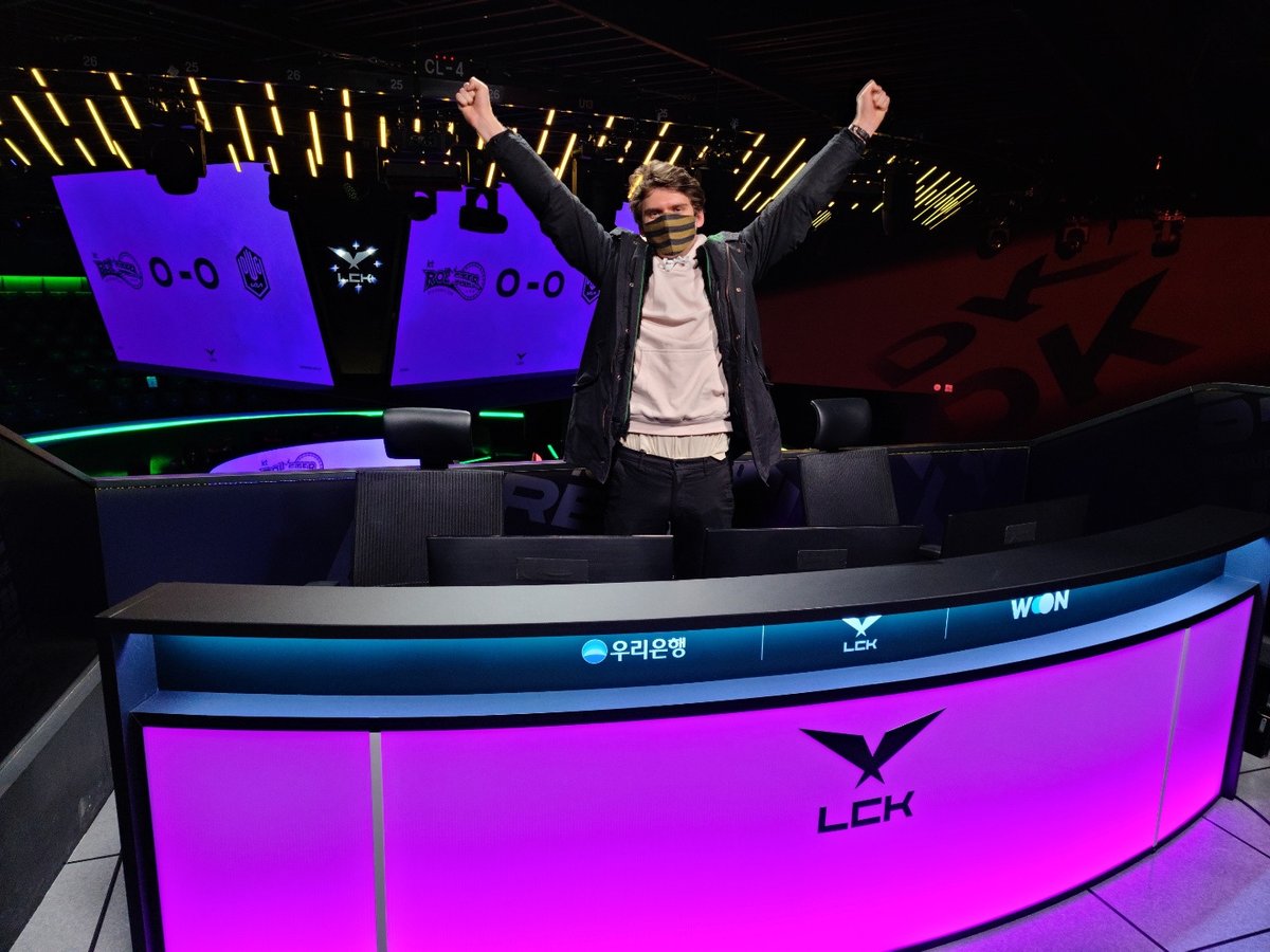 LCK English Casters: Meet the Voices of Korean League of Legends